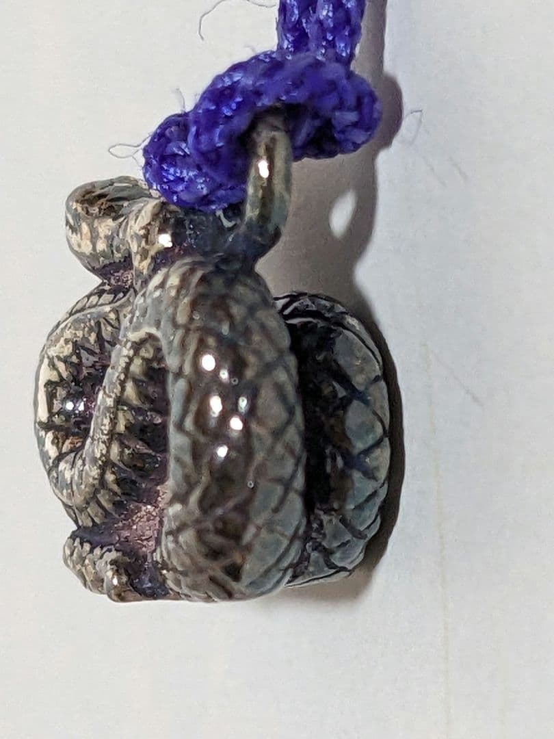 ♦銀製干支 根付け 巳 人間国宝 彫金工芸家 鹿島一谷 原型 SILVER900