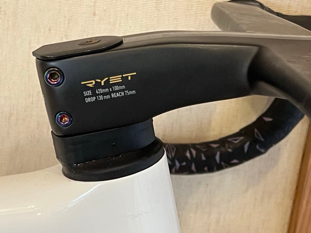 Aethos レプリカ 中華フレームロードバイク bigrock sohtea