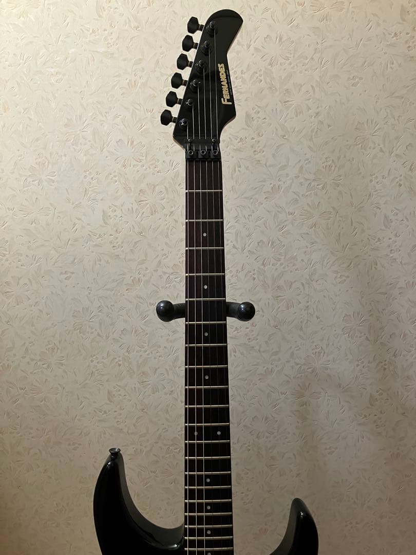 FERNANDES フェルナンデス ブラックGOTOHペグ 純正ケース 整備済