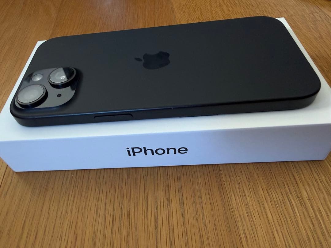 iPhone15 本体 128GB ブラック 黒 SIMフリー バッテリー85%