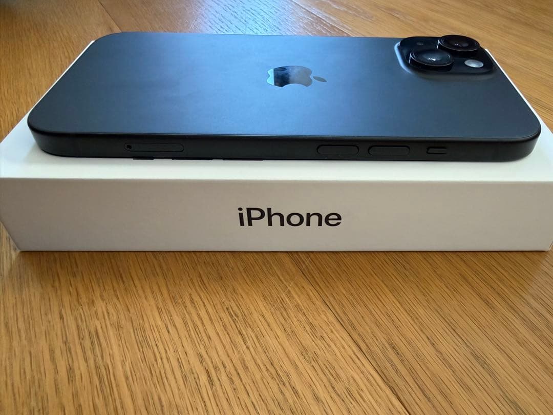 iPhone15 本体 128GB ブラック 黒 SIMフリー バッテリー85%