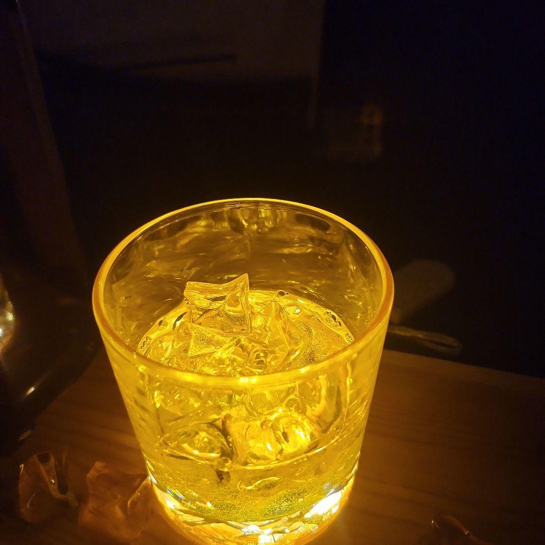 ブラックニッカ　 ウイスキー 700ml ヴィンテージグラス　レジンアート