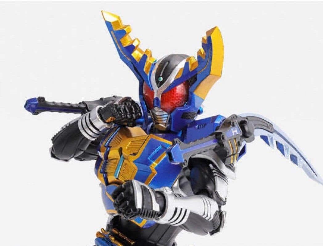 SHフィギュアーツ（真骨彫製法）仮面ライダーガタックハイパーフォーム