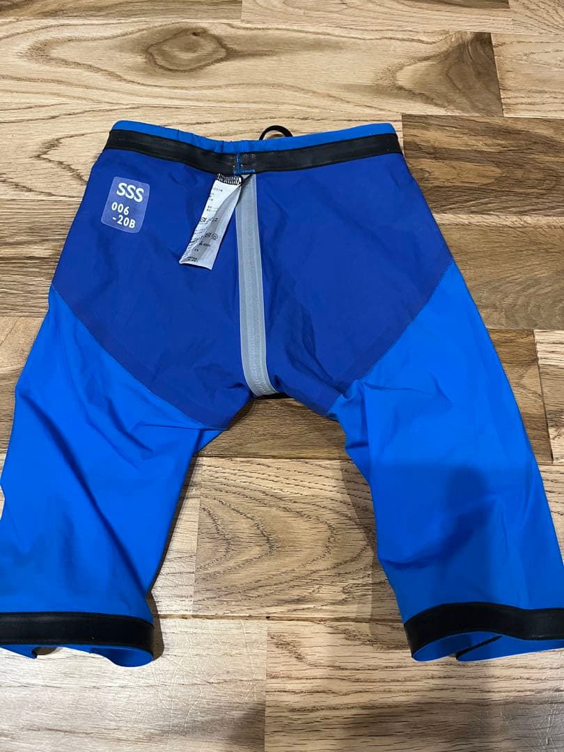 アリーナ高速水着アクアフォースX SSSサイズ