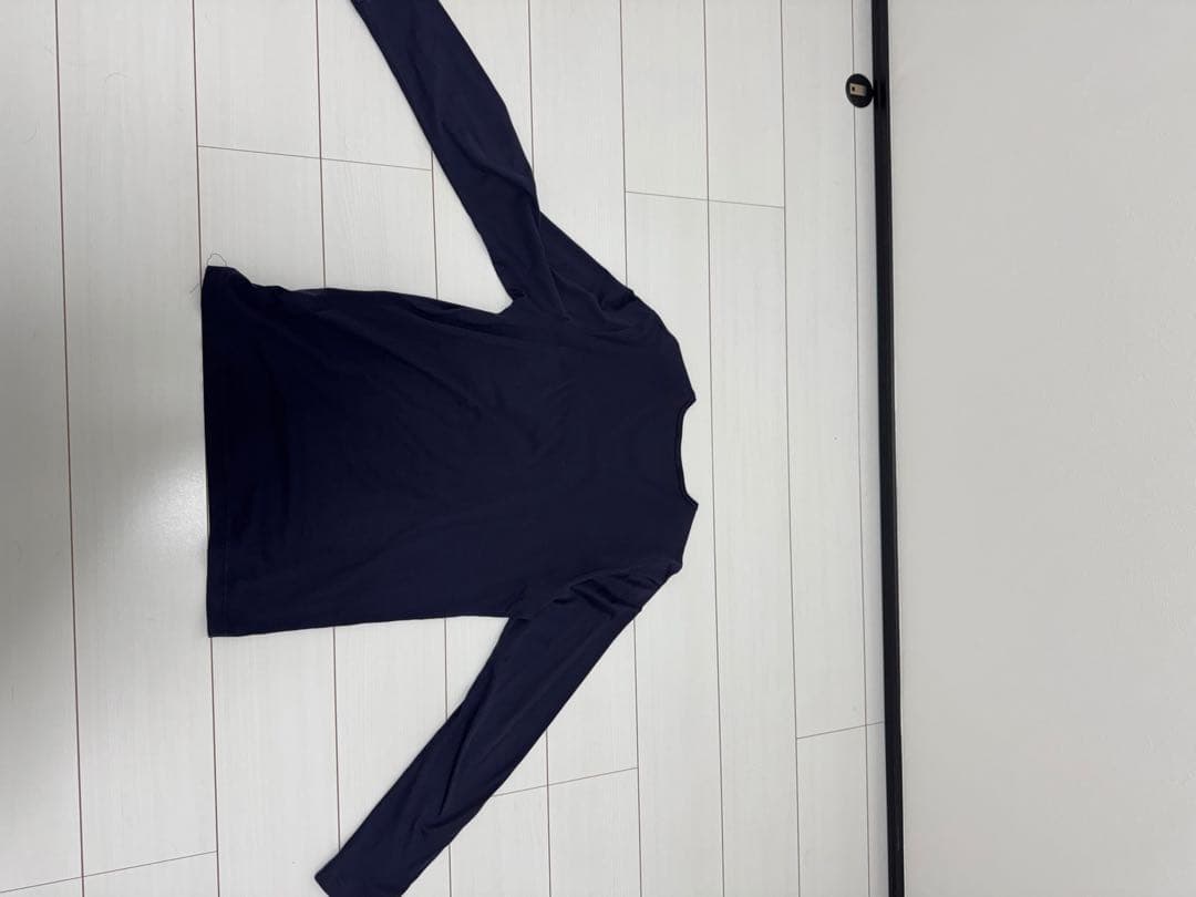 Louis Vuitton ロンT　M