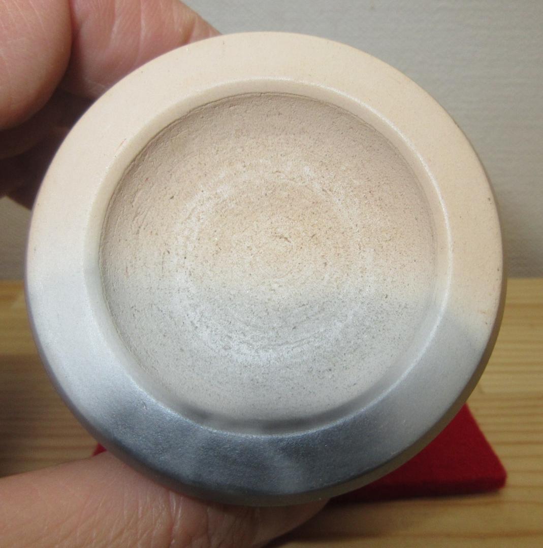 送料込【逢絢亭】茶道具 蓋置 京焼 雲華焼 白 臼形蓋置  寄神崇白 共箱入り