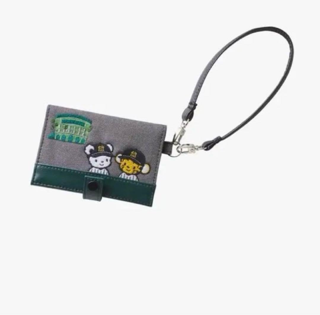 【新品未使用】familiar ×阪神タイガース　パスケース