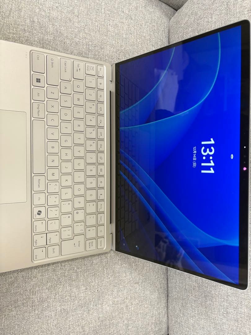 2025年富士通FMV Note Cメモリ16GB　ノート美品／傷なし