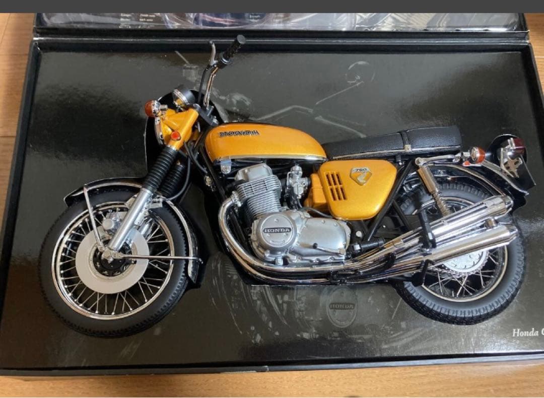 ミニチャンプス 特大 1/6 CB750 K0 キャンディーゴールド 絶版 限定