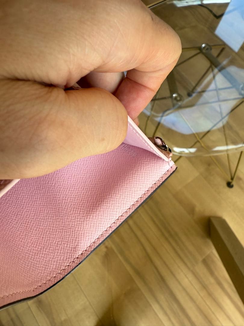 ルイ・ヴィトンLVエスカル ポルトフォイユ・ヴィクトリーヌM69113パステル