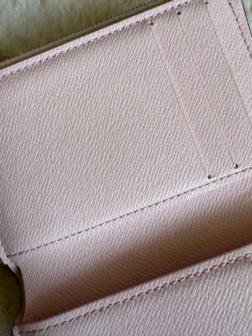 ルイ・ヴィトンLVエスカル ポルトフォイユ・ヴィクトリーヌM69113パステル