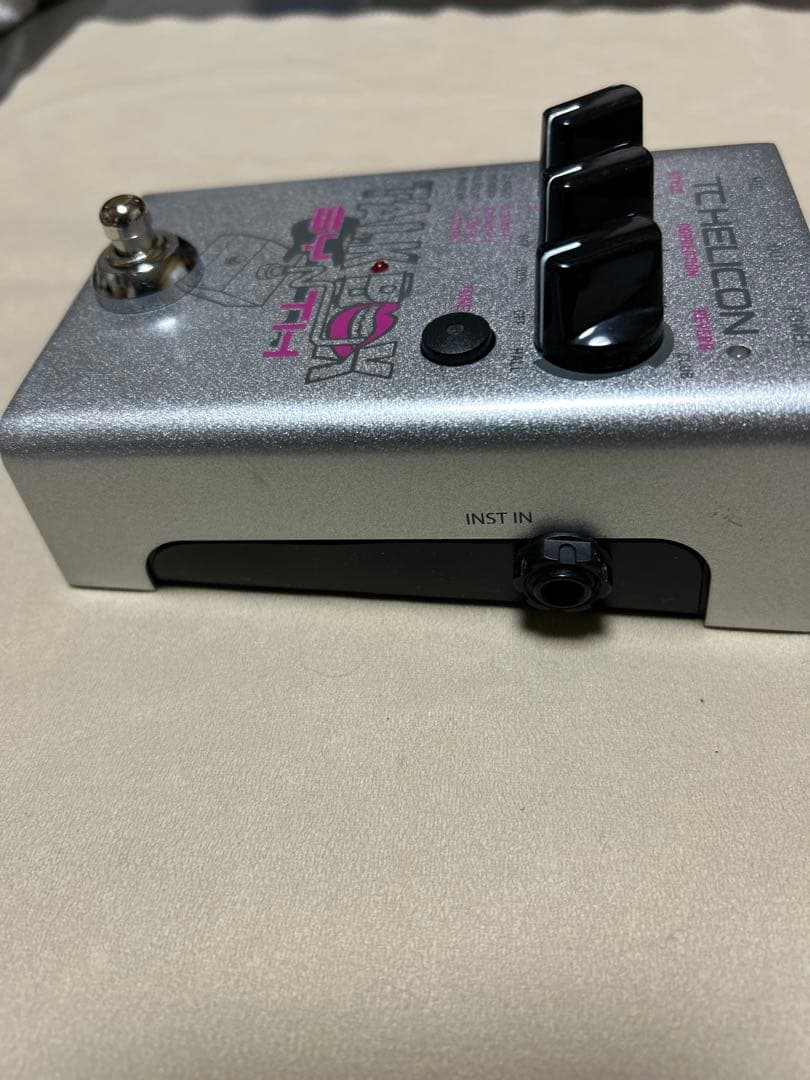 TC Helicon TalkBox Synth 本体と付属品　オプションコード