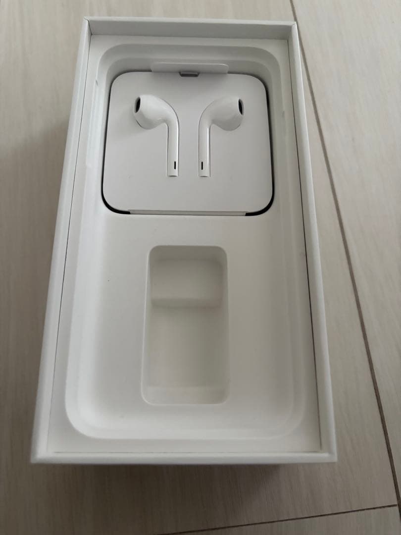 携帯電話本体 iPhone SE