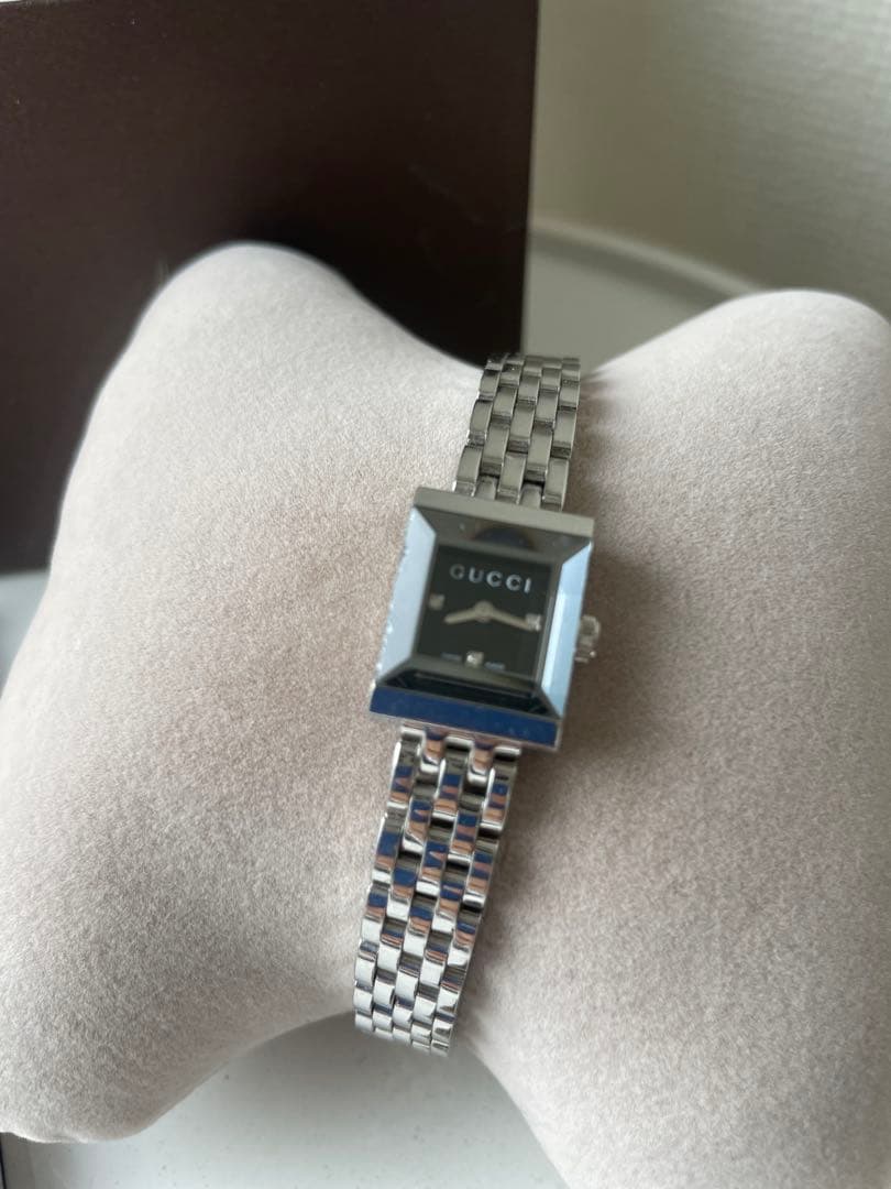 GUCCI 時計　3Pダイヤ　Gフレームコレクションブランド　ステンレスシルバー