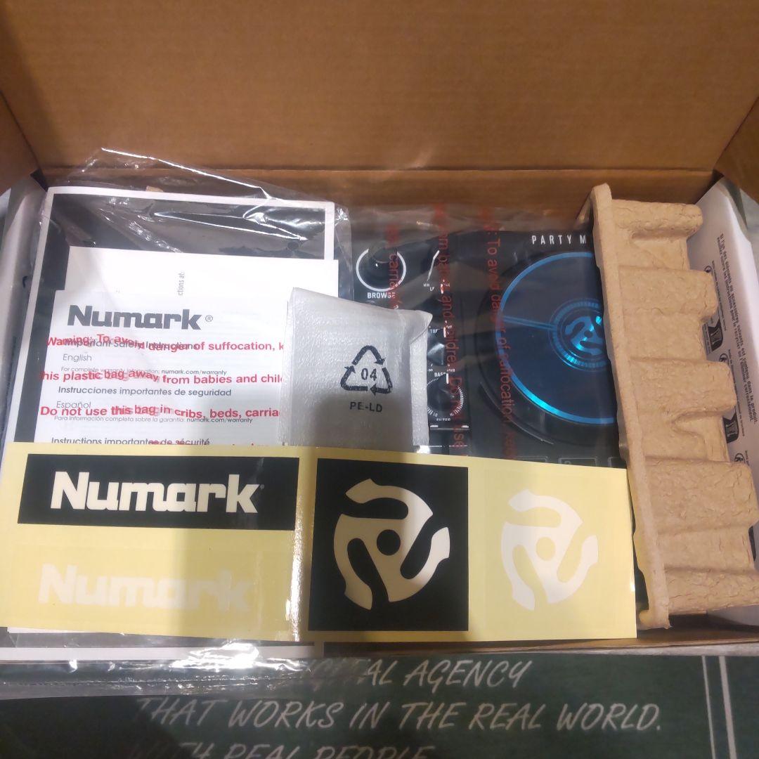タイムセール【新品・未使用】Numark Party Mix DJコントローラー