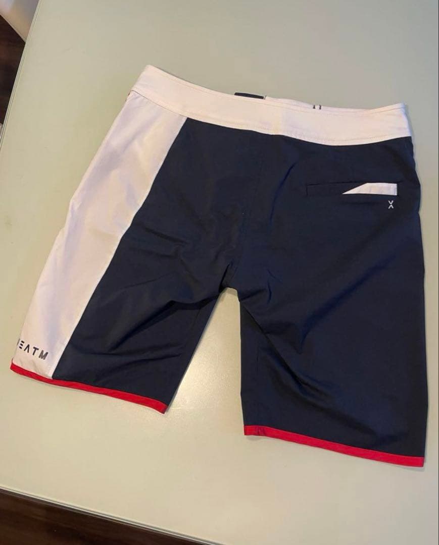 VEATM Mサイズ 水着 ネイビー/ホワイト/レッド