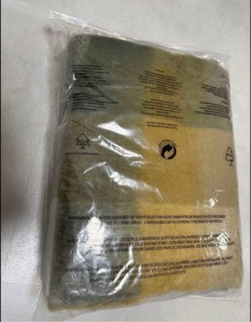 Acne Studiosモヘアチェックマフラー即購入OK！超スピード発送！未開封