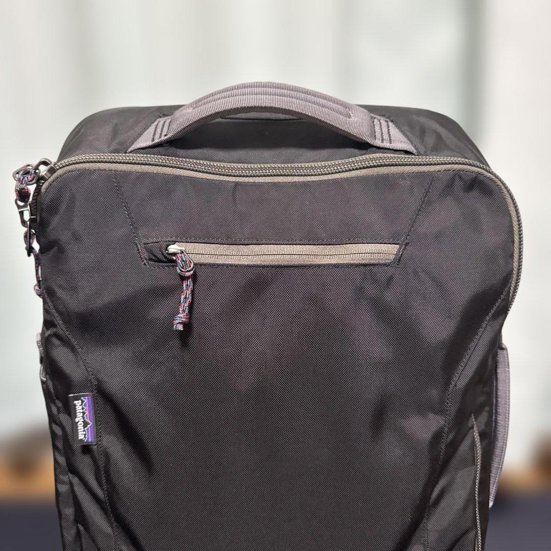 Patagonia キャリーバッグ 35L 機内持込可 タイヤ難あり