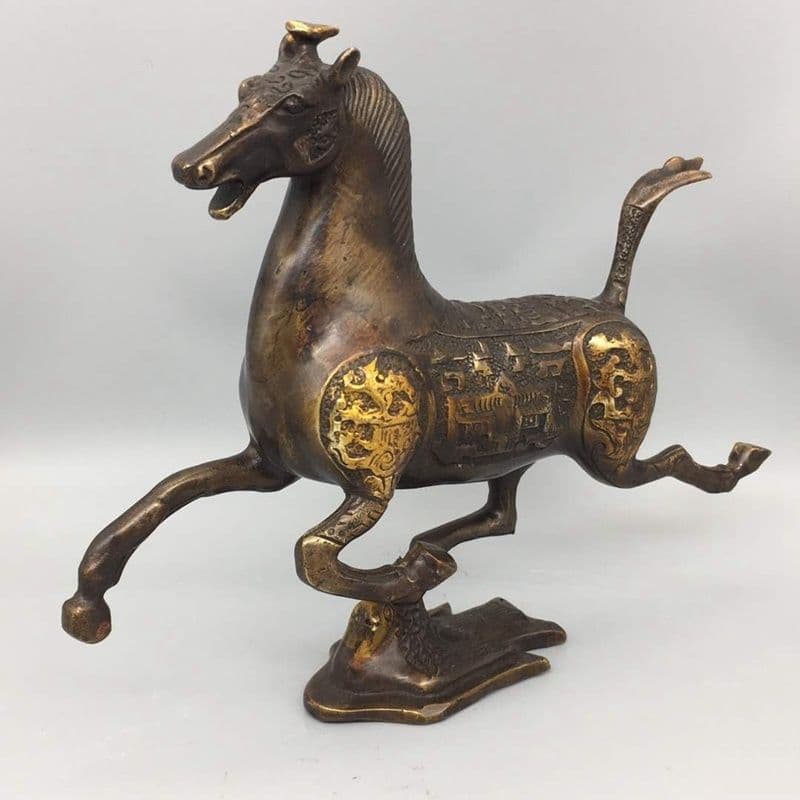 銅器 馬踏飛燕 馬到成功 銅馬 客間 玄関事務室 茶室 文机 風水 置物 工芸品