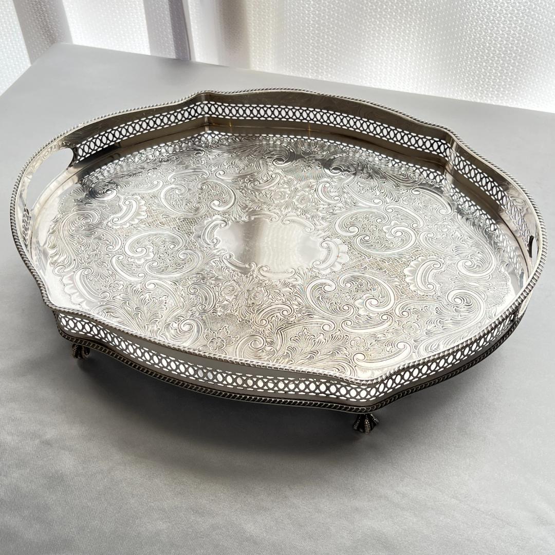 【英国】 ビクトリアンのギャラリートレー 41cm 【シルバープレート】