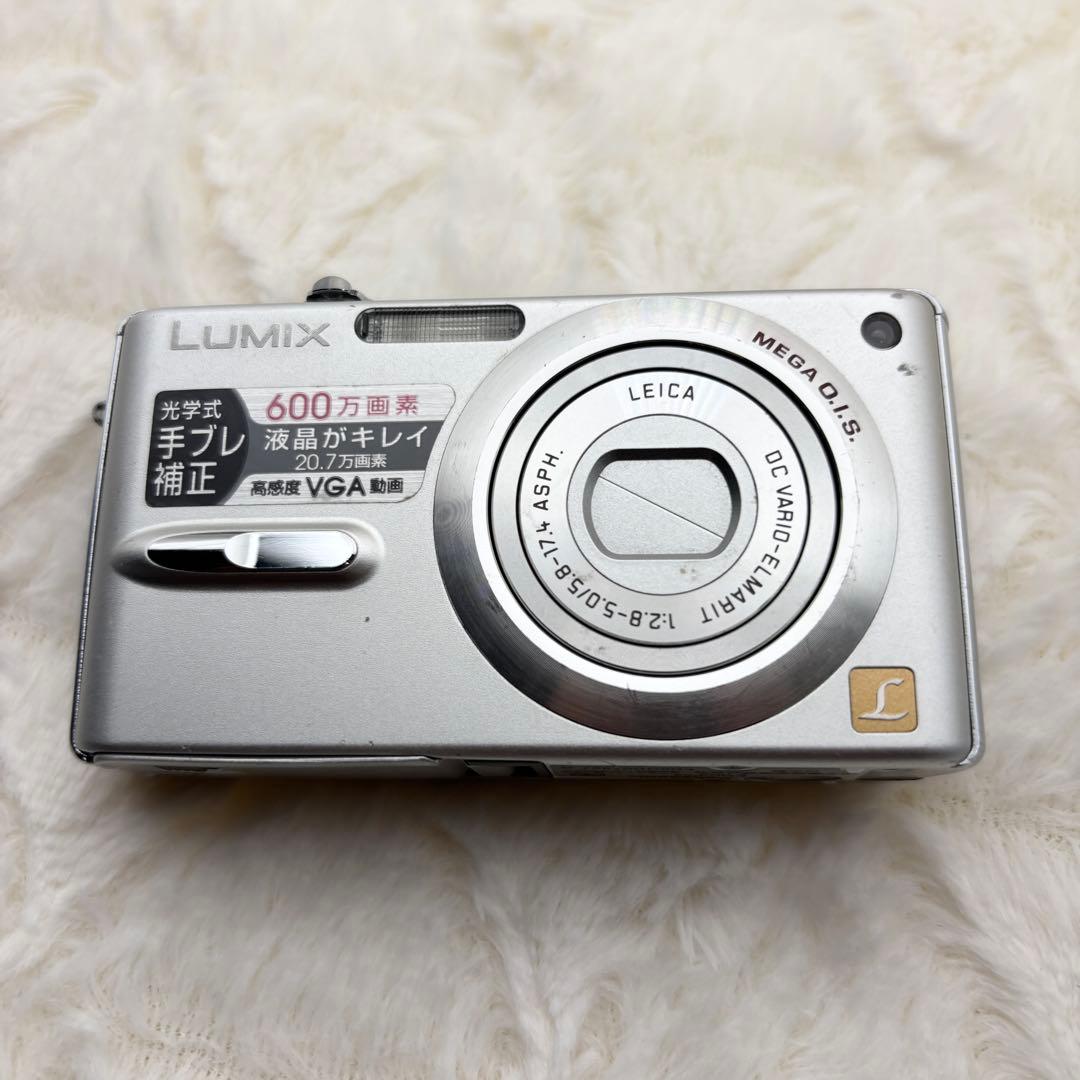 美品 Panasonic LUMIX DMC-FX9 シルバー 動作確認済み