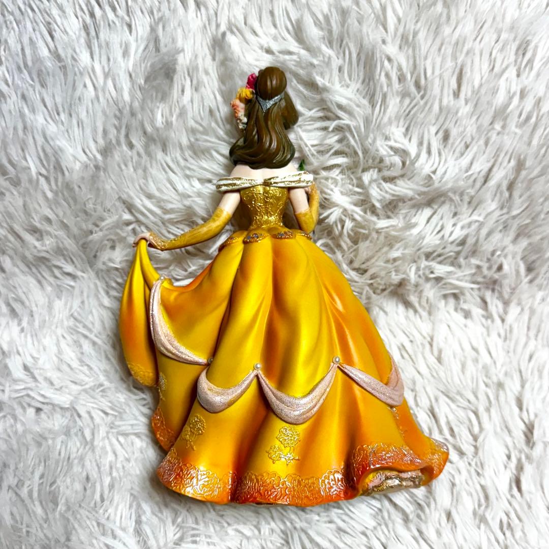 ディズニーショーケースコレクション　ベル　箱付き　美女と野獣　フィギュア