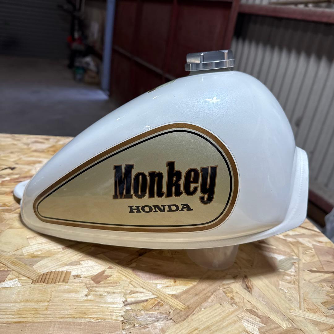 ホンダ Monkey タンク ホワイトスペシャル　美品