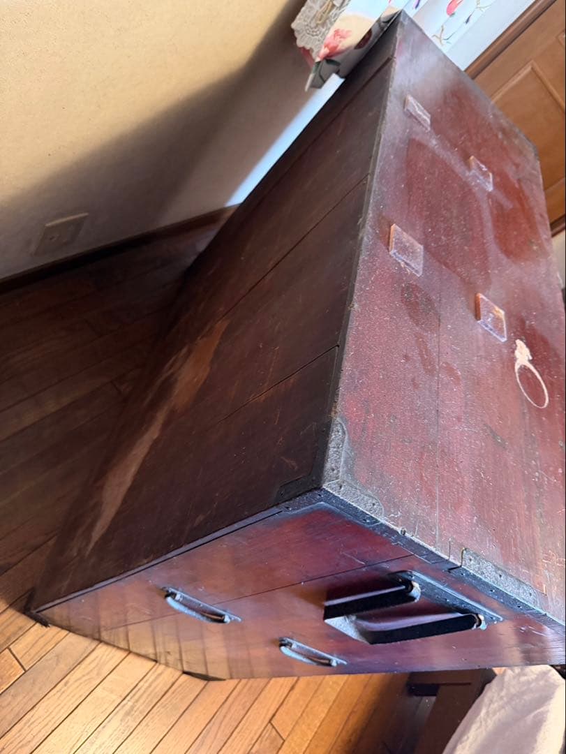 日本家具　衣装箪笥　巨匠作品　芸術美術　骨董　アンティーク天然無垢？けやき？欅？