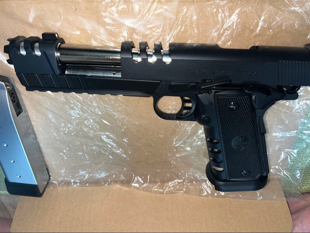 超希少 WA エアーソフトガン ドーベルマン.45 リミテッドエディション