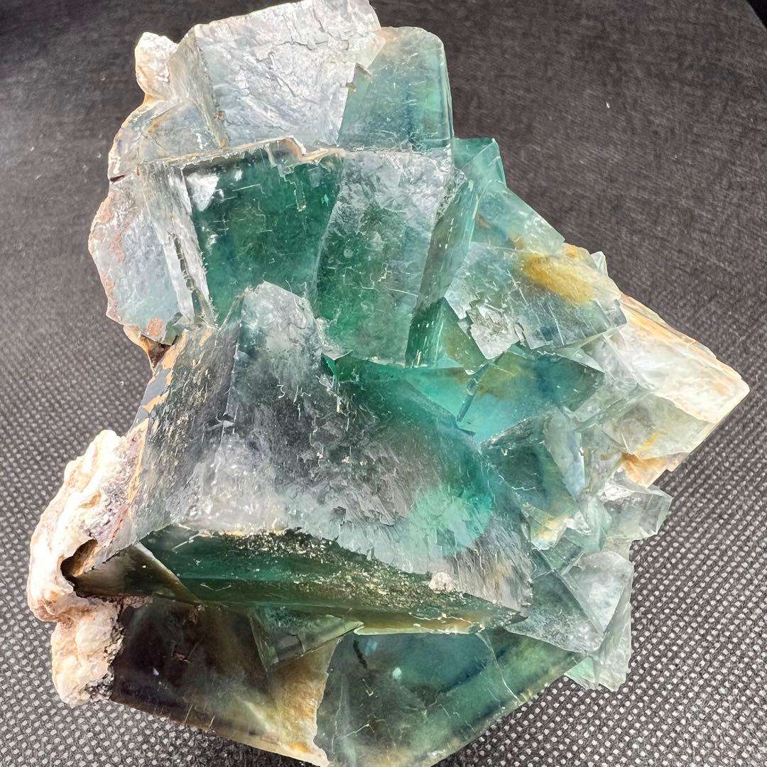 オコルス…と、云うよりデカルス‼︎ ナミビア　オコルス産　フローライト