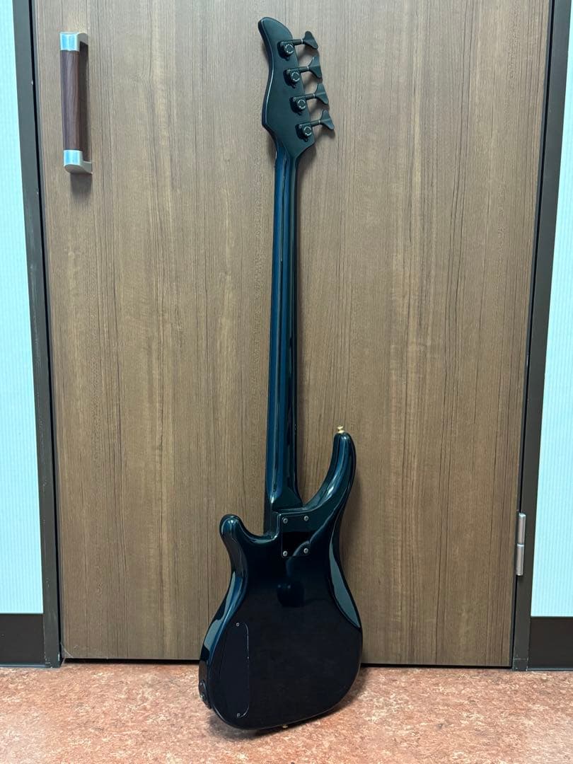 フェルナンデス ベース 90年代