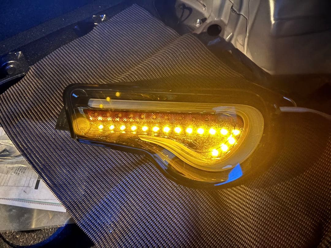 VALENTIスモークテールランプ 86 ZN6