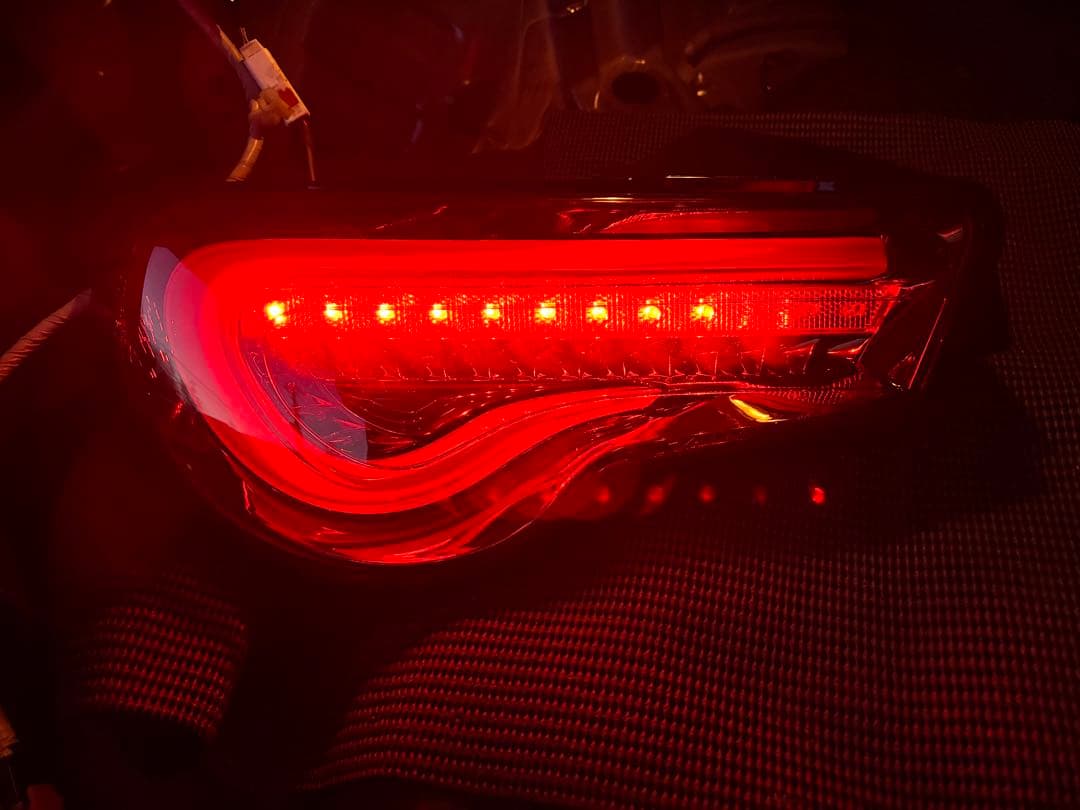 VALENTIスモークテールランプ 86 ZN6