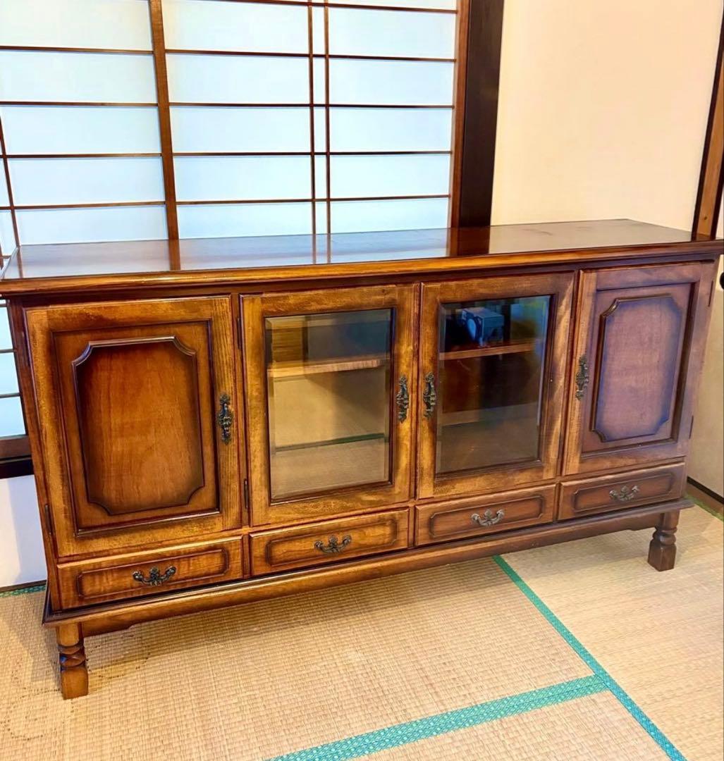 【カリモク】コロニアル　サイドボード　リビングボード　キャビネット