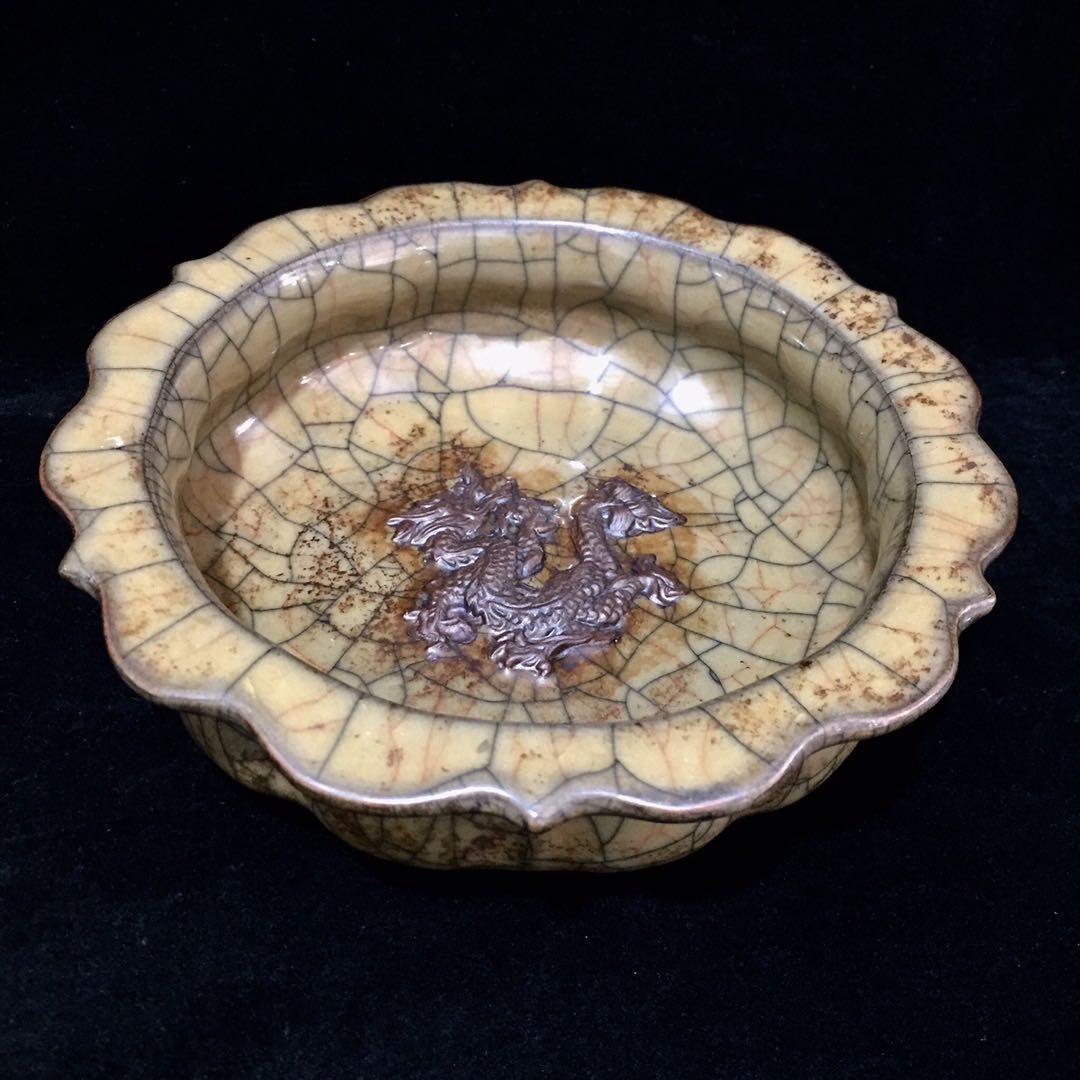 文房具　宋時代　龍文 哥窯青磁 陶器　冰裂纹 貫入