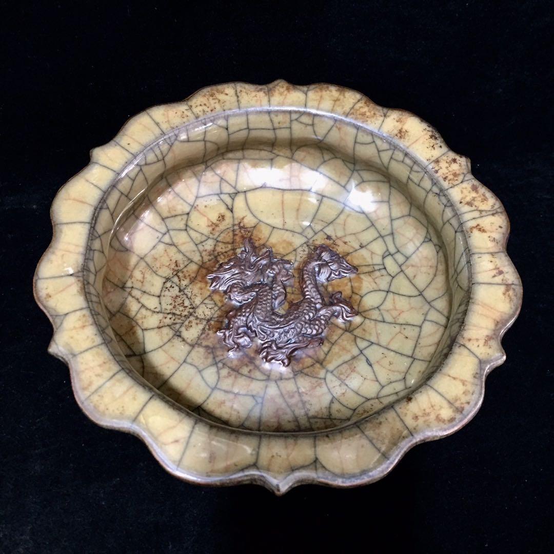 文房具　宋時代　龍文 哥窯青磁 陶器　冰裂纹 貫入