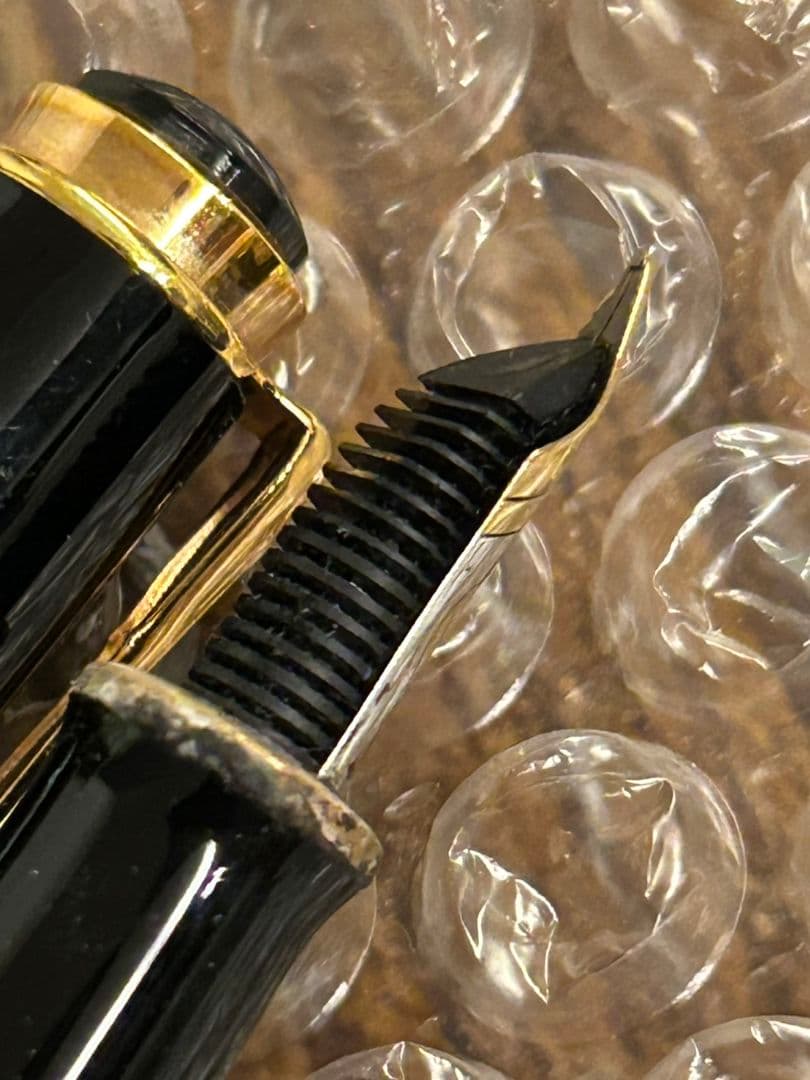 M 750 C 万年筆 PELIKAN ペリカン ペン先 GOLD 金　黒