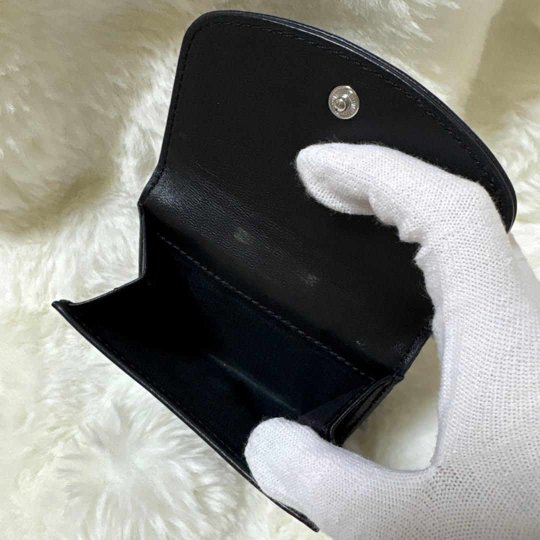 Vivienne Westwood ブラック 二つ折り財布