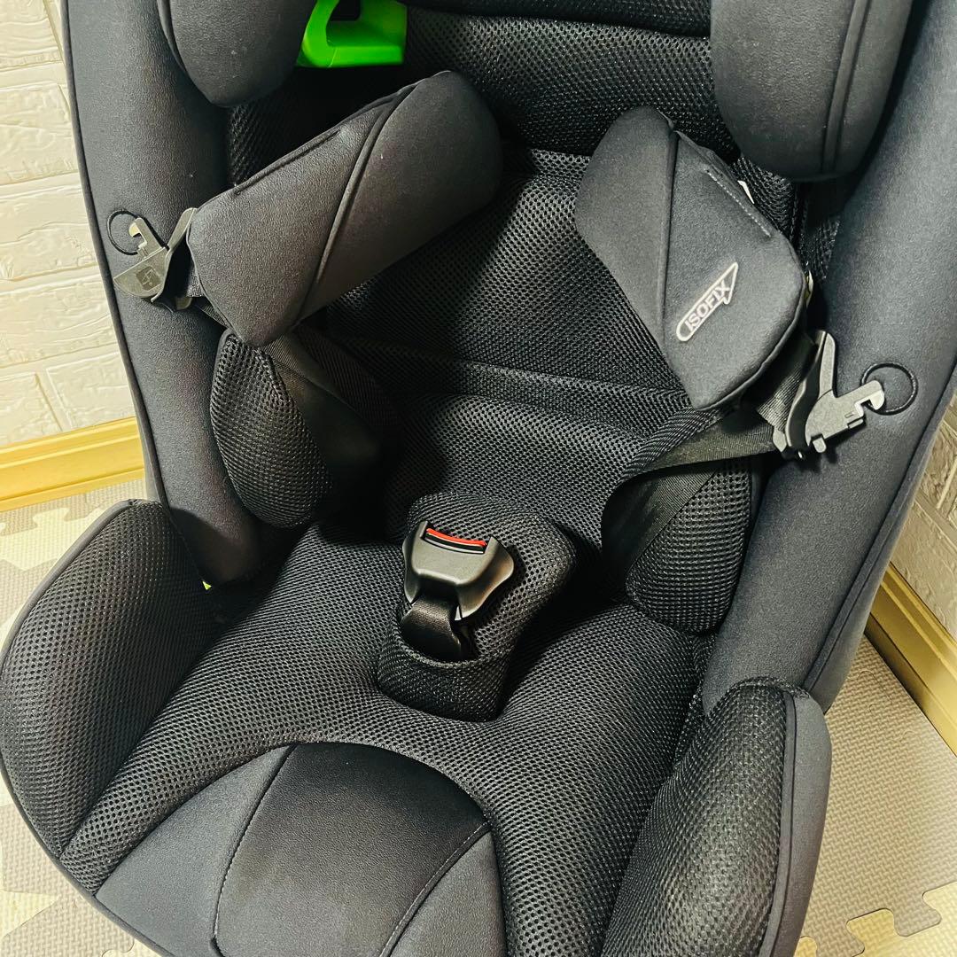 【☆ほぼ新品☆】アップリカ☆ジュニアシート☆フォームフィットISOFIXネクスト