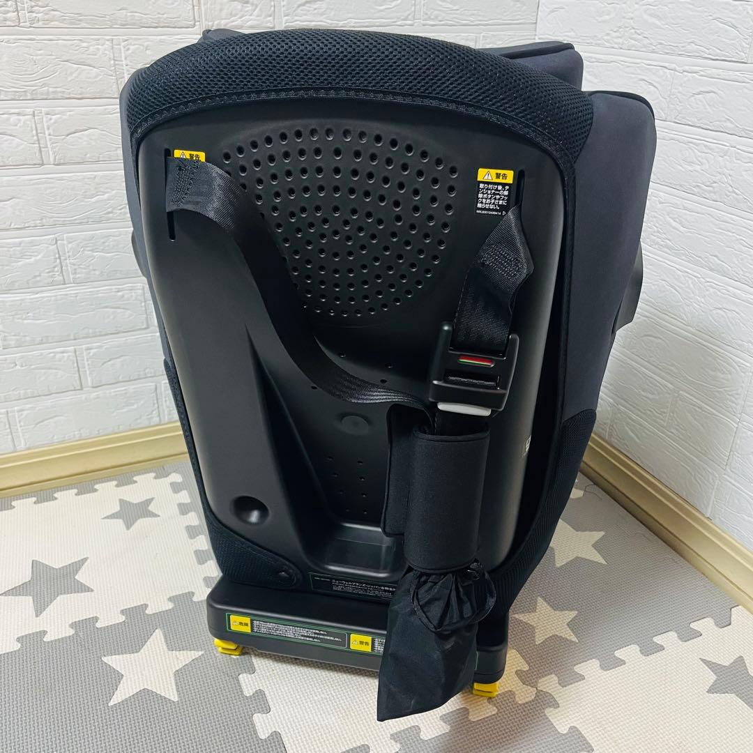 【☆ほぼ新品☆】アップリカ☆ジュニアシート☆フォームフィットISOFIXネクスト