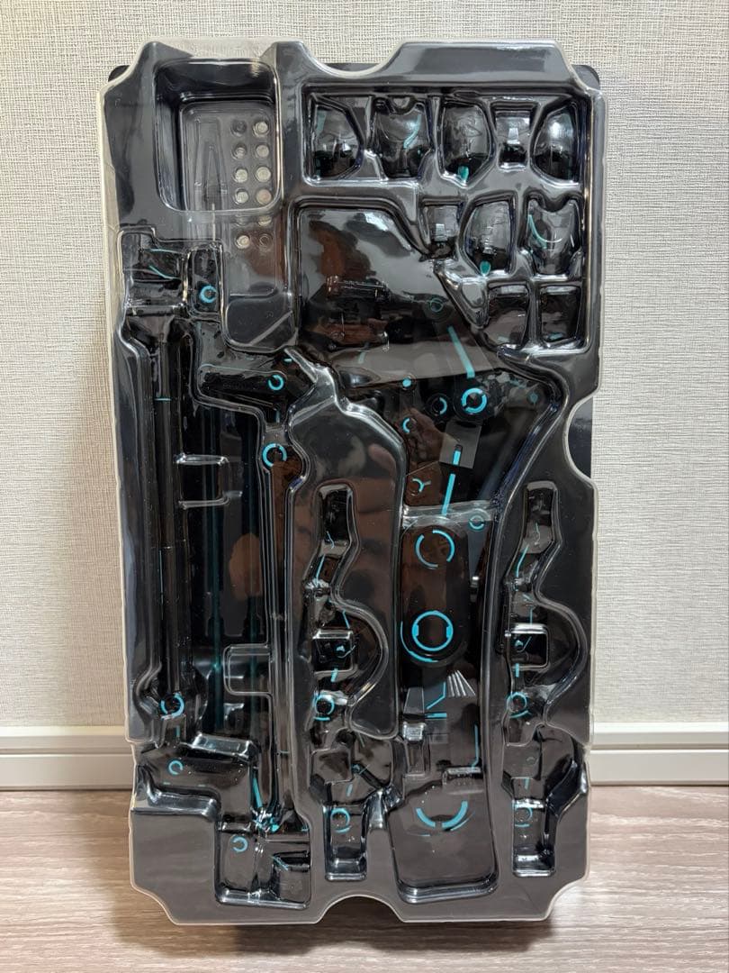 【DIECAST】アイアンマン・マーク4限定ネオンテック版パワードスーツ装着機付