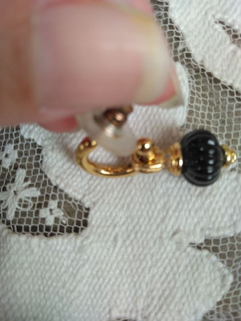 専用★C.Diorクリスチャンディオール★球体モチーフフープピアス黒ゴールド
