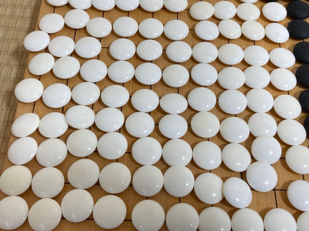 【囲碁】日向特性蛤碁石・那智黒石３２号・３１号2セット