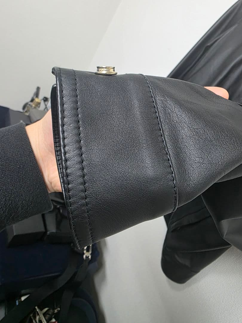 エンメティ ユリ ゴールドジップ 46 giappone