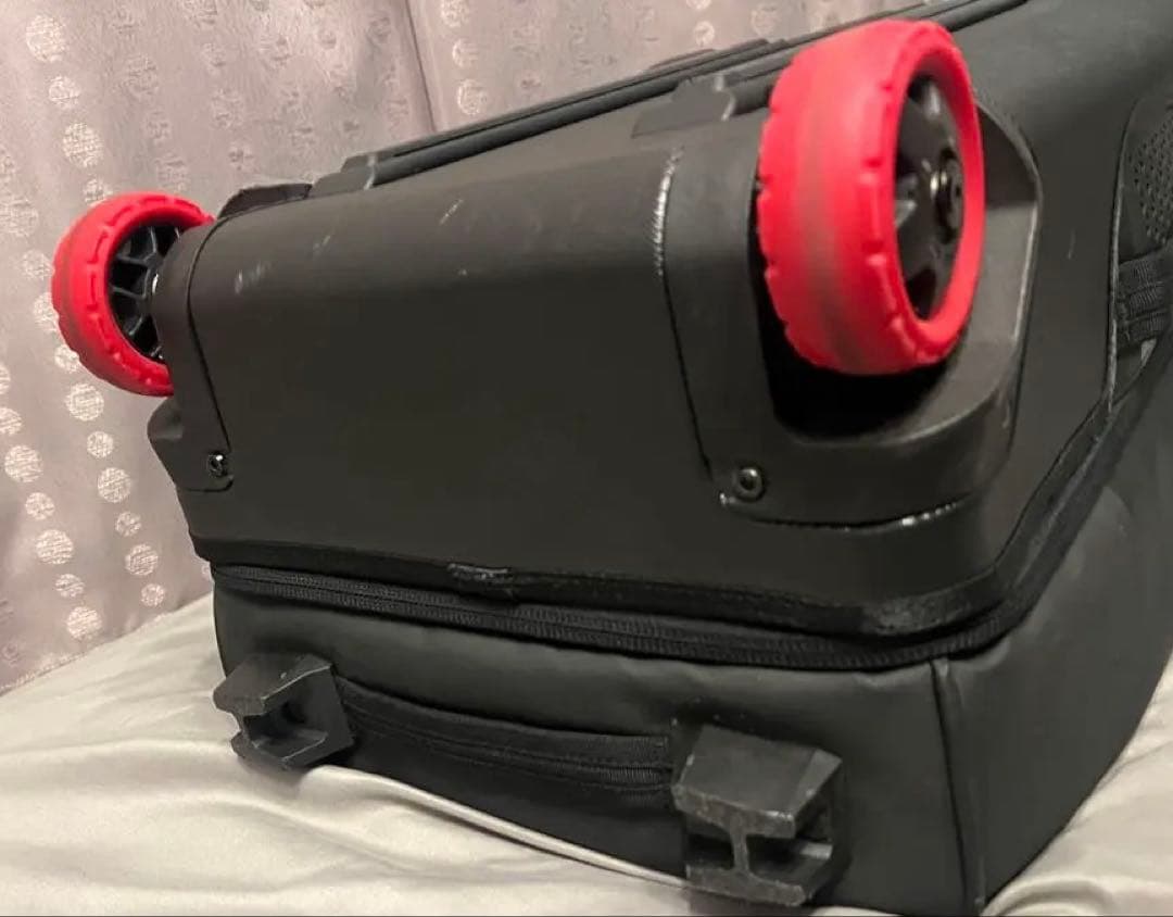 THE NORTH FACE ブラック キャリーケース　ストラトライナー