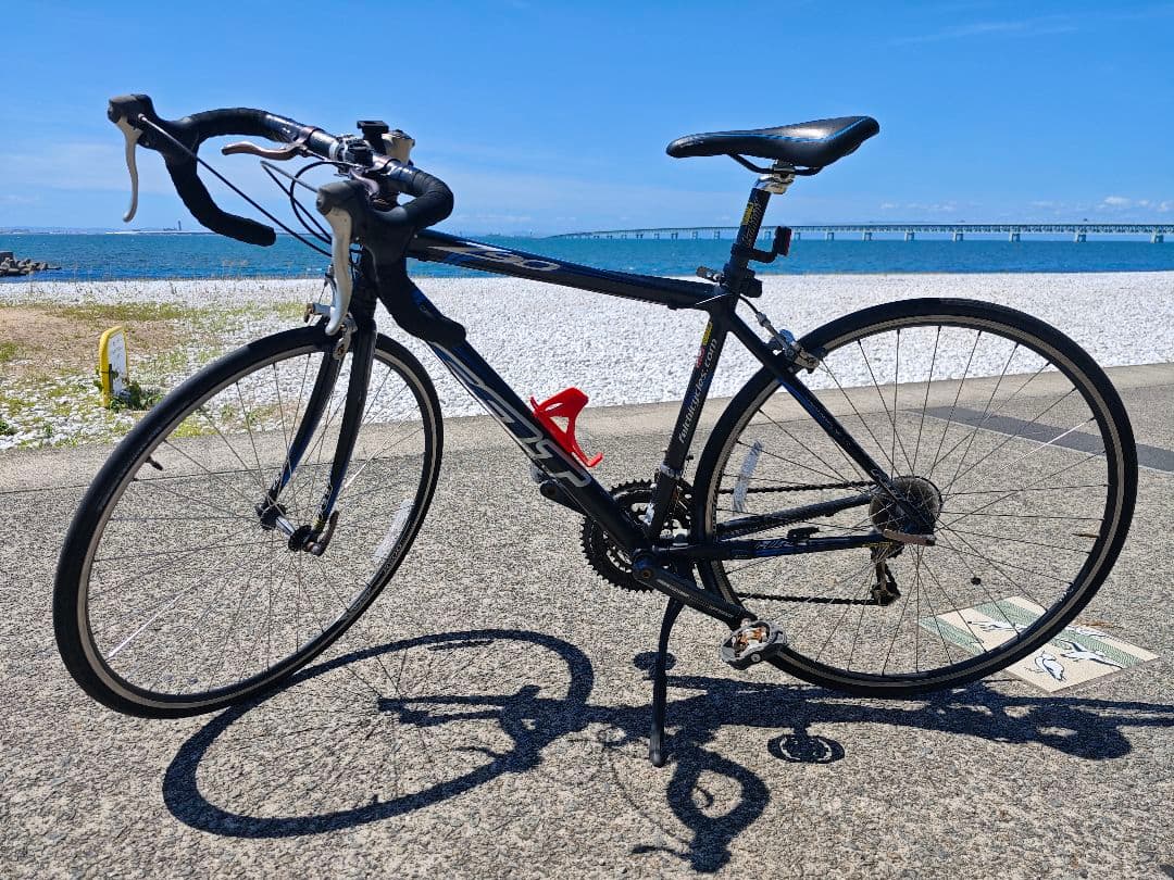 ま*丸様 引取限定　前後タイヤ、チューブ新品交換済み　FELT Z90 ロードバ