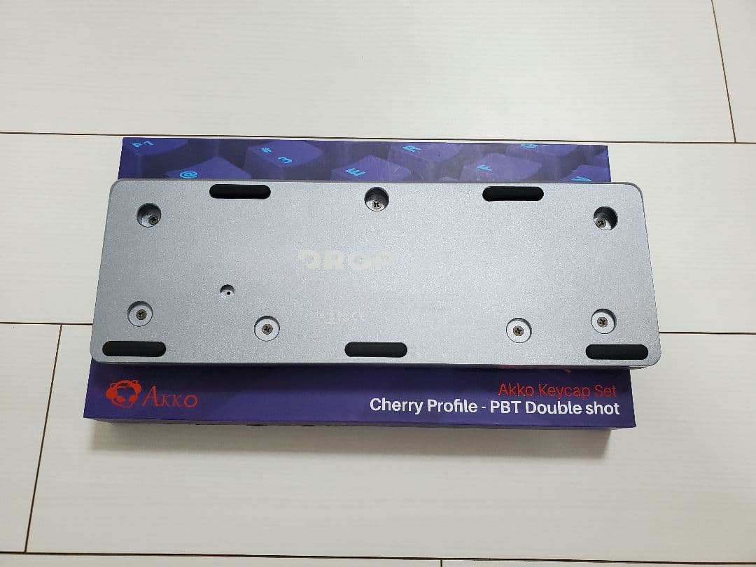 Drop ALT HIGH-PROFILE キーボード 【銀軸】