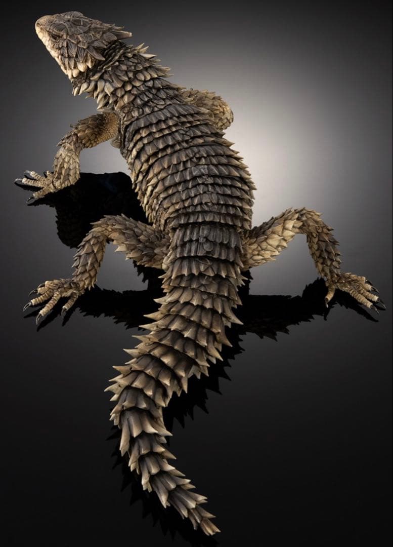 いきもの大図鑑アルティメット　オオヨロイトカゲ