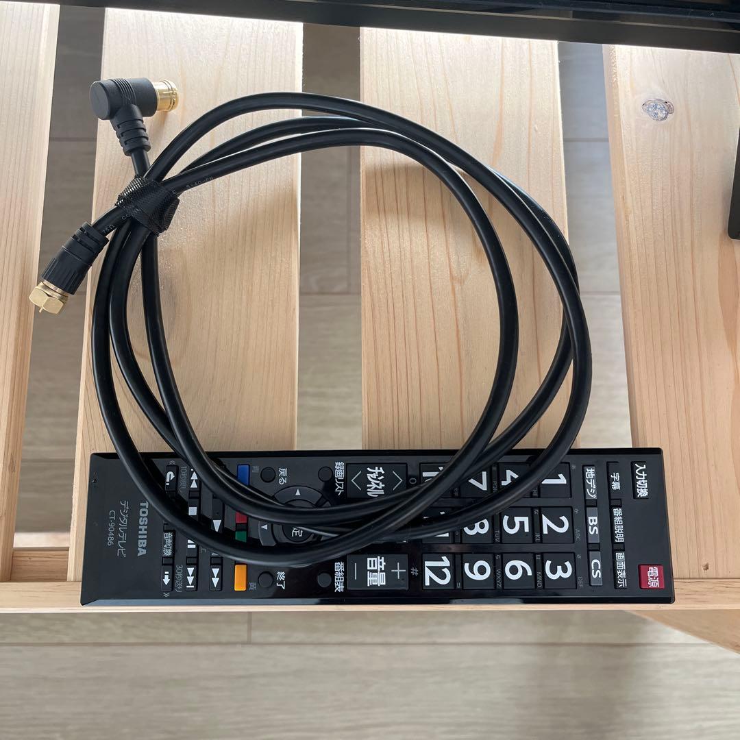 TOSHIBA 32インチ液晶テレビ 32S24、十日間時間限定売り出し