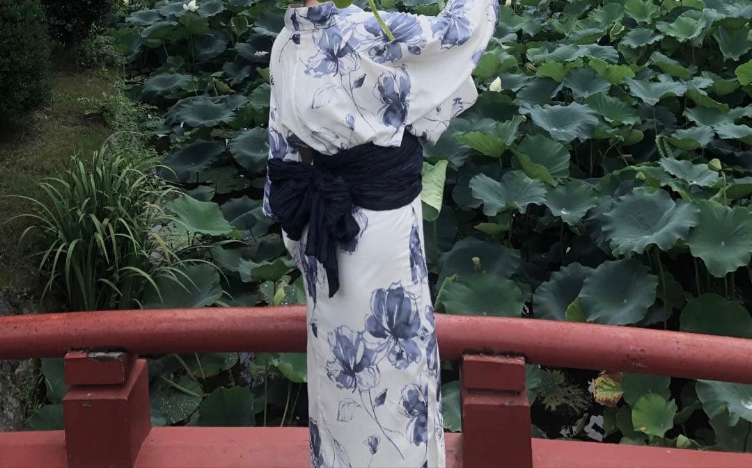 花柄浴衣・帯 下駄セット